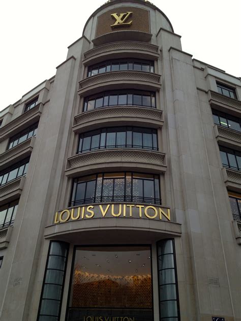 best place to buy louis vuitton in paris|best louis vuitton store paris.